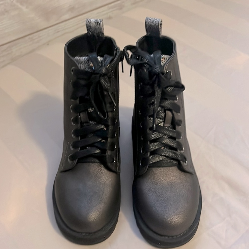 COPY - Mia kid boots brand new!!